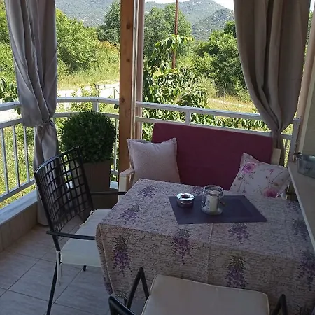 Sweet Nea Iraklitsa